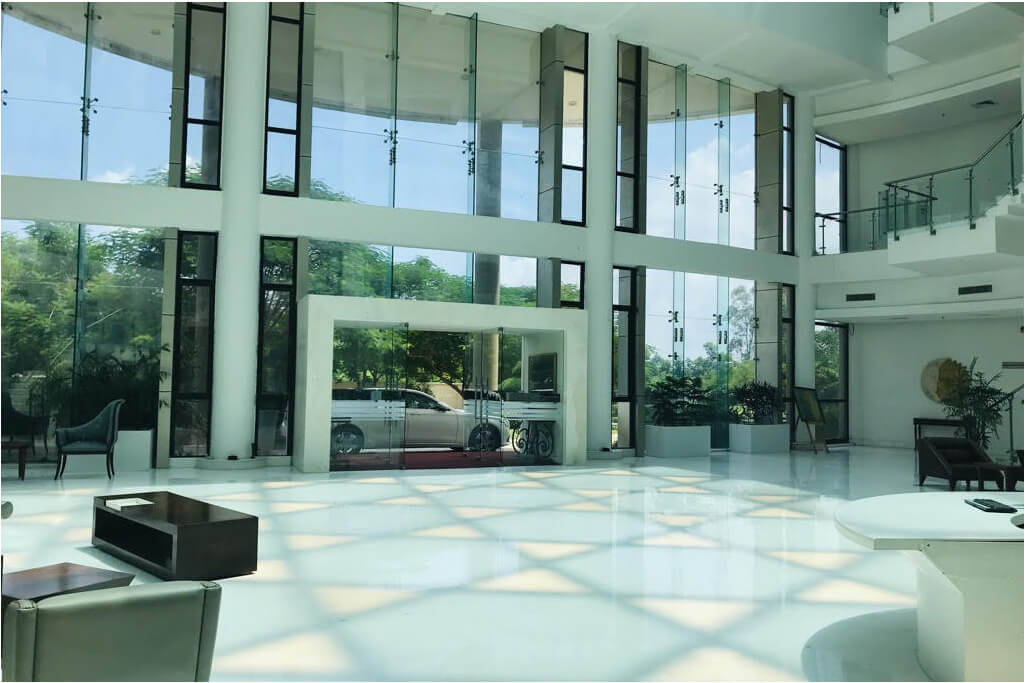 Denvax Research and Development Lab